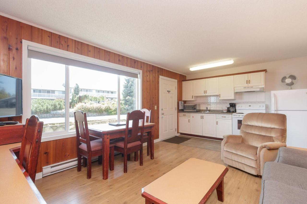 The Cedarwood Inn & Suites Sidney Εξωτερικό φωτογραφία
