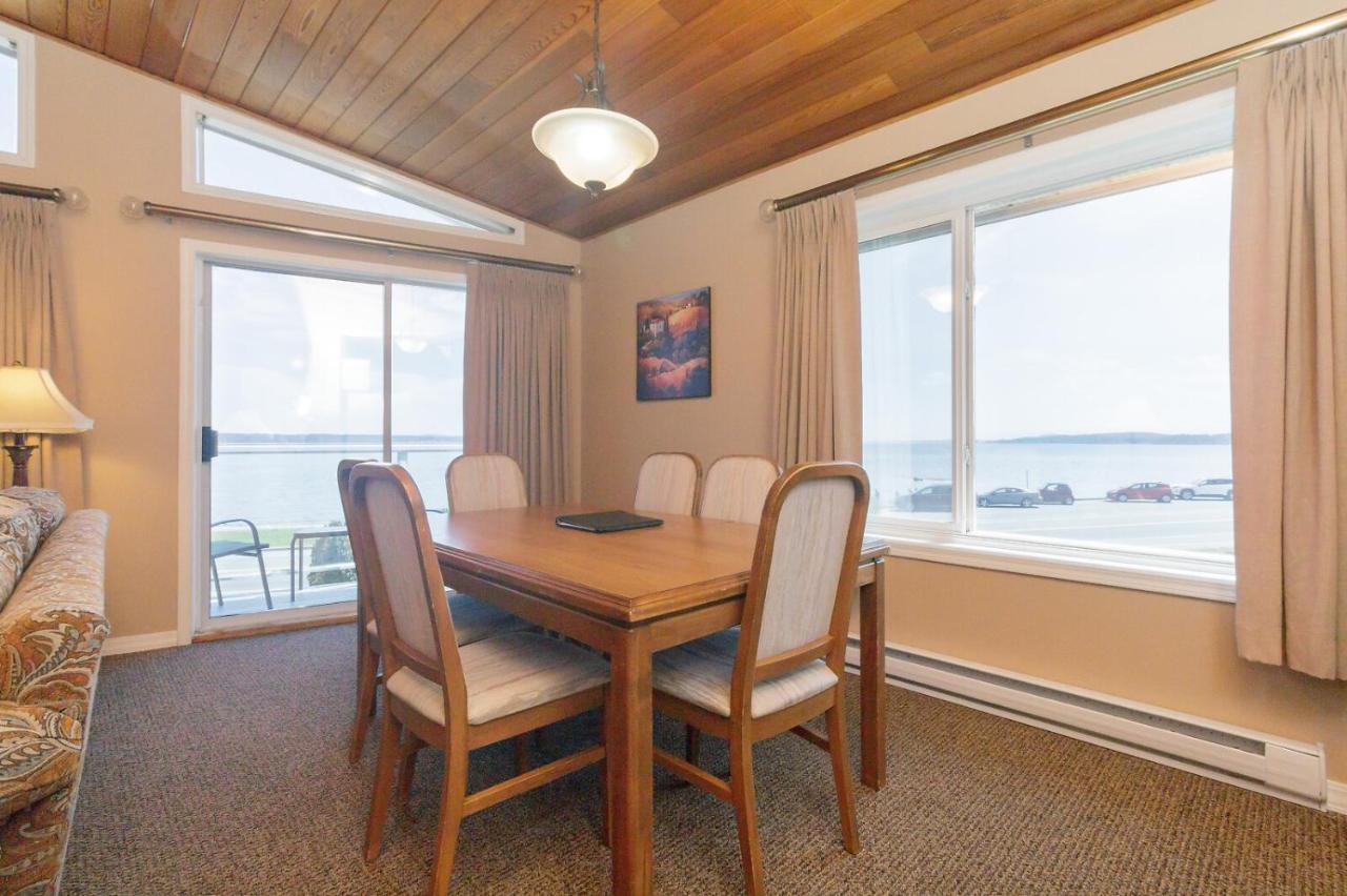 The Cedarwood Inn & Suites Sidney Εξωτερικό φωτογραφία