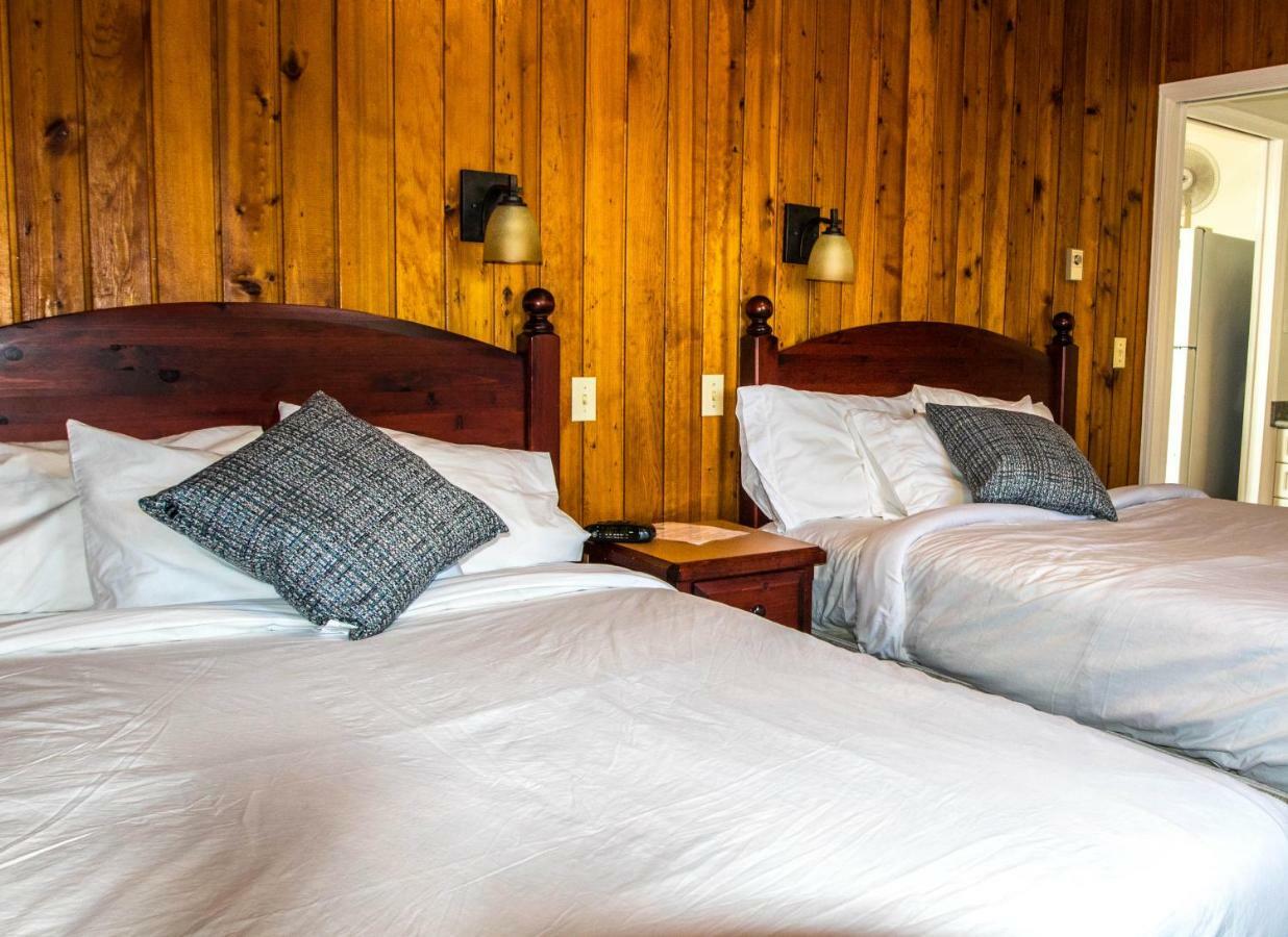 The Cedarwood Inn & Suites Sidney Εξωτερικό φωτογραφία